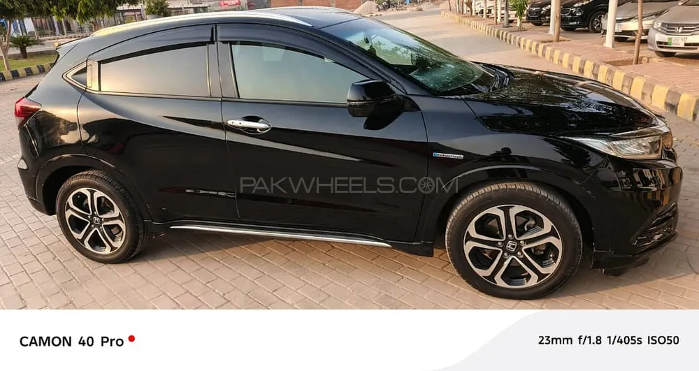 Honda Vezel 2019 for Sale in Multan Honda Vezel 2019 for Sale in Multan Image-11