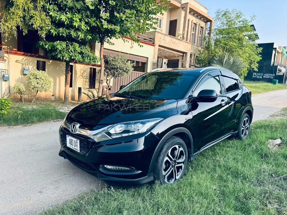 Honda Vezel 2016 for Sale in Multan Honda Vezel 2016 for Sale in Multan Image-7
