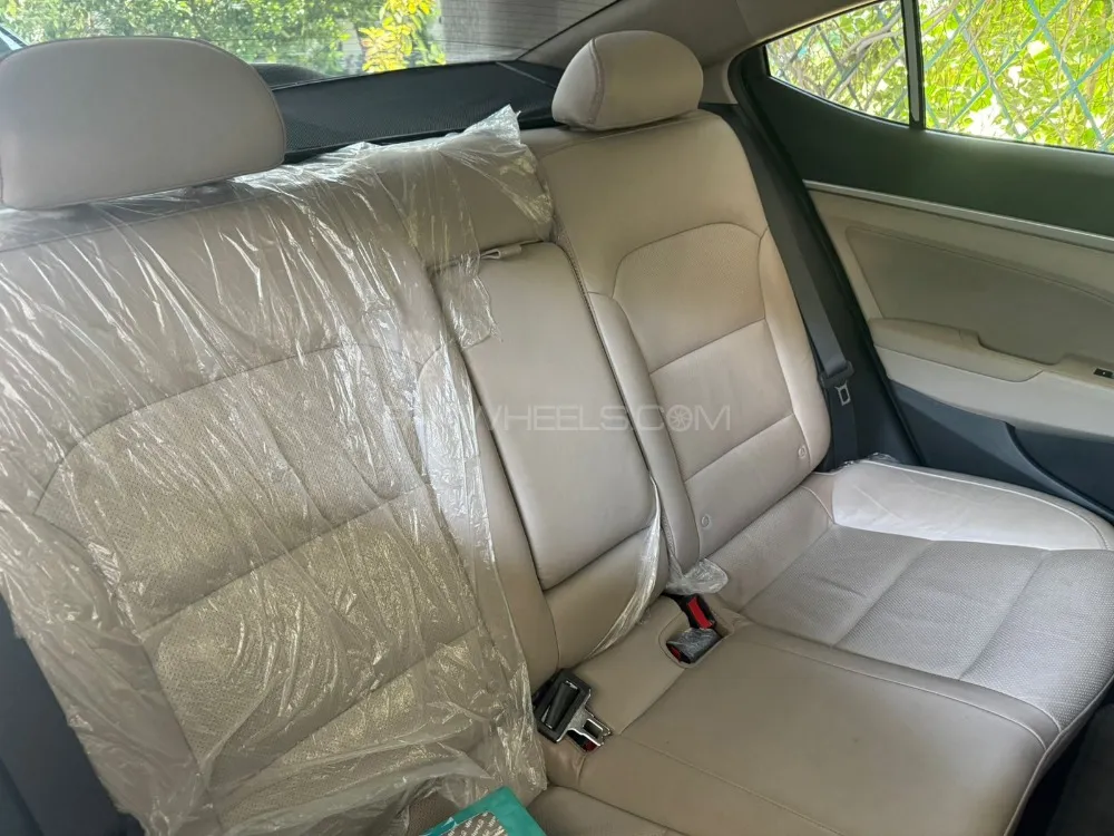 Hyundai Elantra 2022 for Sale in Peshawar Hyundai Elantra 2022 for Sale in Peshawar Image-2