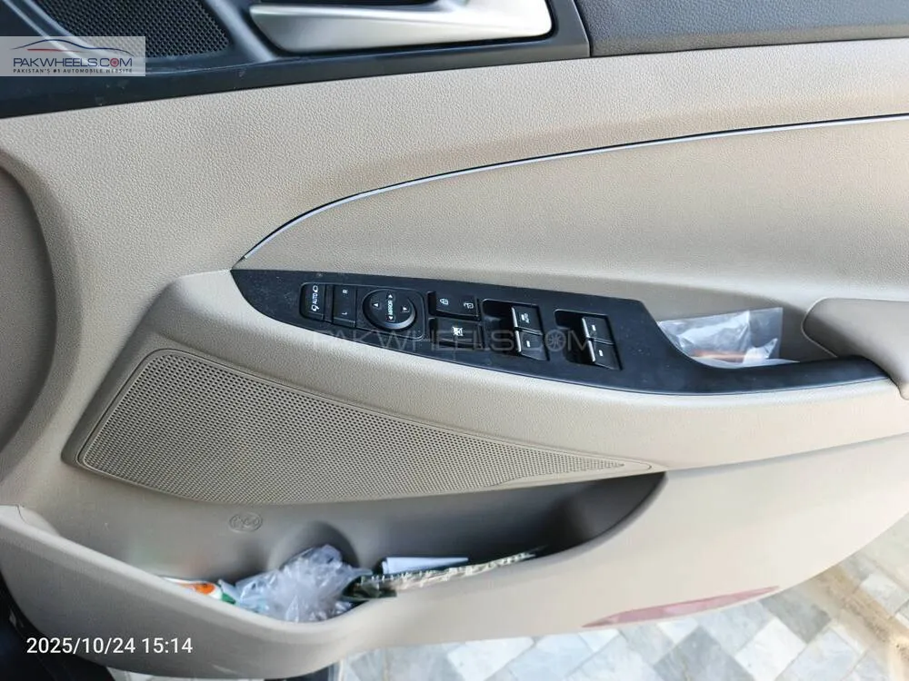 Hyundai Tucson 2024 for Sale in Karachi Hyundai Tucson 2024 for Sale in Karachi Image-12
