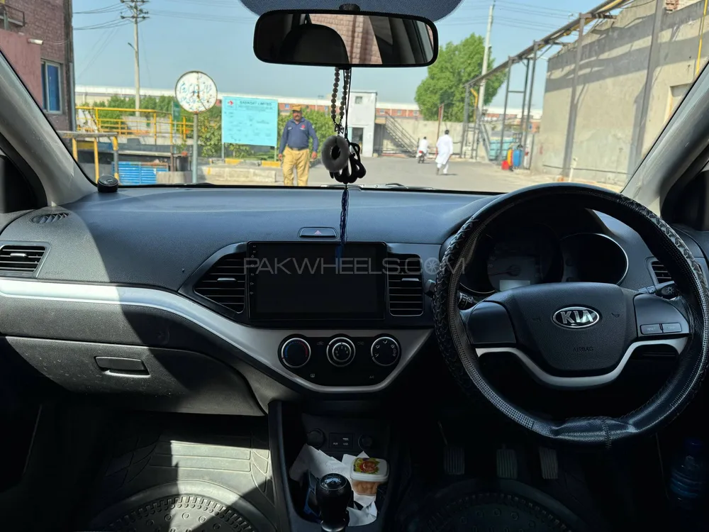 KIA Picanto 2022 for Sale in Faisalabad KIA Picanto 2022 for Sale in Faisalabad Image-12