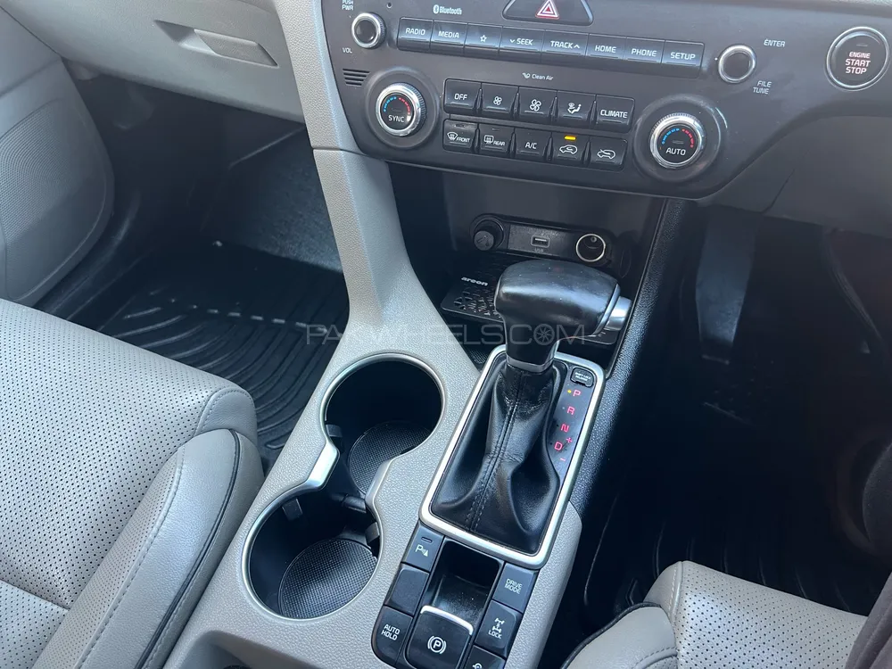 KIA Sportage 2020 for Sale in Rawalpindi KIA Sportage 2020 for Sale in Rawalpindi Image-13