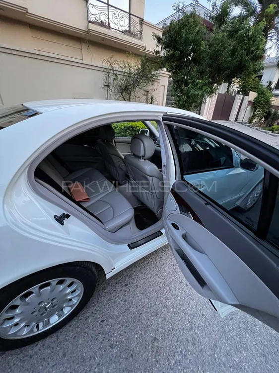 Mercedes Benz E Class 2006 for Sale in Islamabad Mercedes Benz E Class 2006 for Sale in Islamabad Image-11