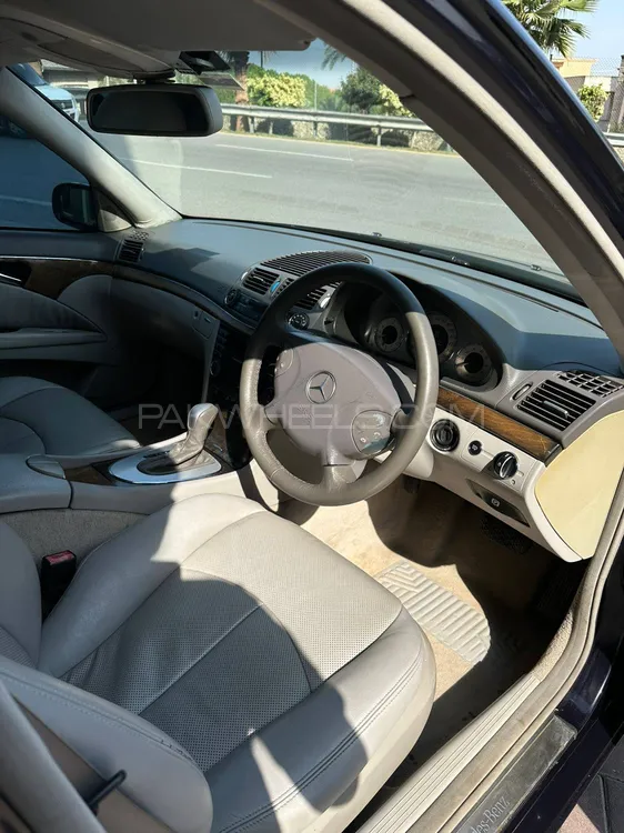 مرسڈیز بینز ای کلاس 2004 for Sale in اسلام آباد مرسڈیز بینز ای کلاس 2004 for Sale in اسلام آباد Image-8