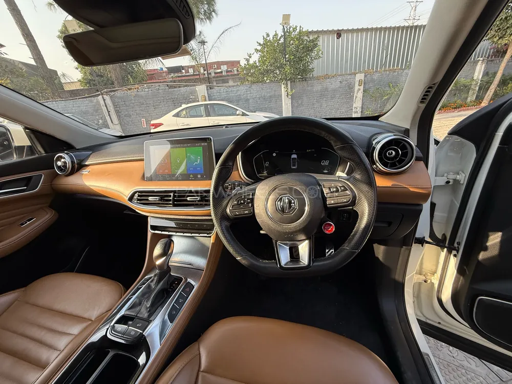 MG HS 2022 for Sale in Islamabad MG HS 2022 for Sale in Islamabad Image-10