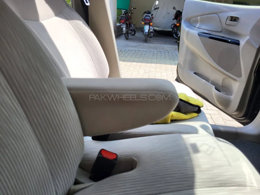 Mitsubishi Ek Wagon 2015 for Sale in Lahore Mitsubishi Ek Wagon 2015 for Sale in Lahore Image-14