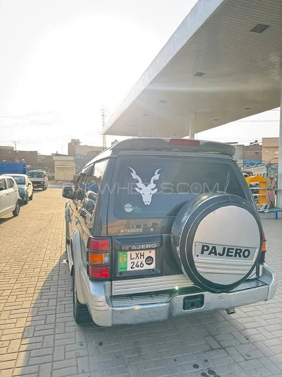 Mitsubishi Pajero 1992 for Sale in Lahore Mitsubishi Pajero 1992 for Sale in Lahore Image-6