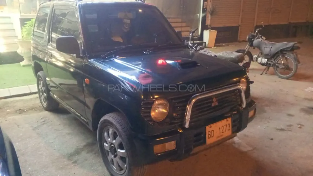 Mitsubishi Pajero Mini 1995 for Sale in Karachi Image-1
