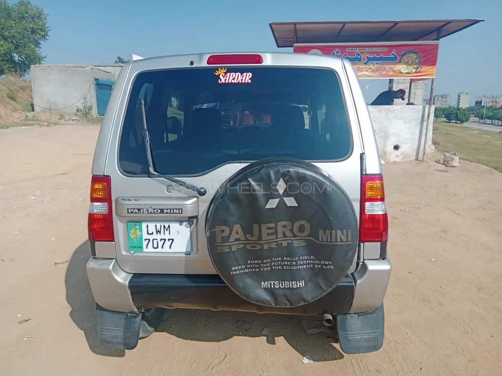 Mitsubishi Pajero Mini 2001 for Sale in Islamabad Mitsubishi Pajero Mini 2001 for Sale in Islamabad Image-3