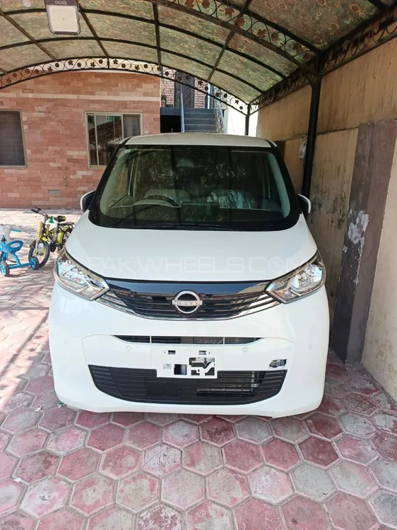 Nissan Dayz 2024 for Sale in Sialkot Image-1