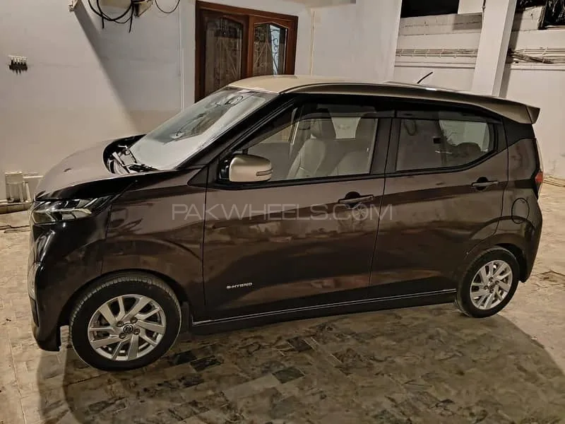 Nissan Dayz 2024 for Sale in Hyderabad Nissan Dayz 2024 for Sale in Hyderabad Image-9