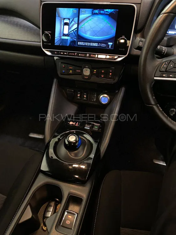 Nissan Leaf 2021 for Sale in Lahore Nissan Leaf 2021 for Sale in Lahore Image-11