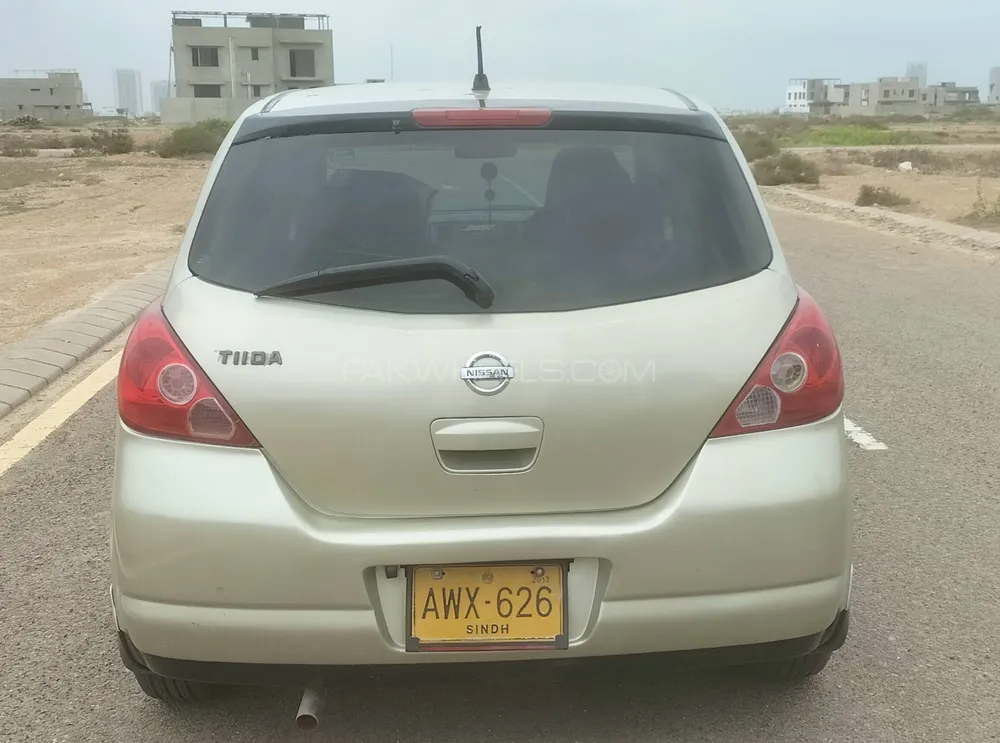 Nissan Tiida 2006 for Sale in Karachi Nissan Tiida 2006 for Sale in Karachi Image-5