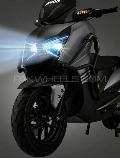 REVOO E52 2025 for Sale Image-1