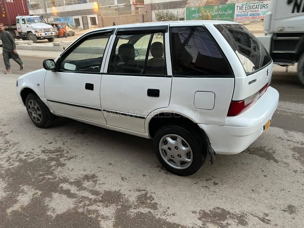 Suzuki Cultus 2005 for Sale in Karachi Suzuki Cultus 2005 for Sale in Karachi Image-9