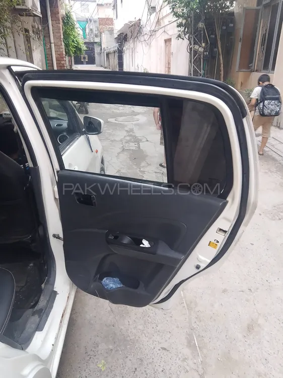 Suzuki Cultus 2017 for Sale in Lahore Suzuki Cultus 2017 for Sale in Lahore Image-4