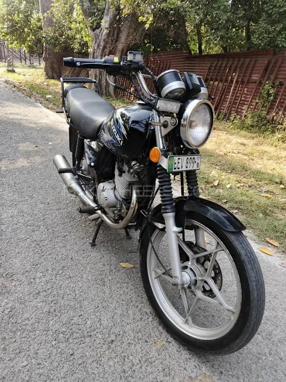 Suzuki GS 150 SE 2017 for Sale Suzuki GS 150 SE 2017 for Sale Image-5