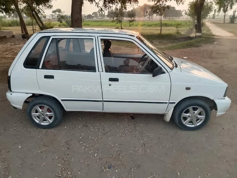 Suzuki Mehran 2015 for Sale in Layyah Suzuki Mehran 2015 for Sale in Layyah Image-2