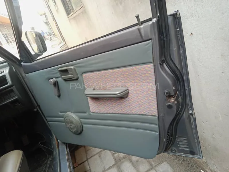 Suzuki Mehran 2018 for Sale in Lahore Suzuki Mehran 2018 for Sale in Lahore Image-11