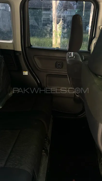 Suzuki Spacia 2025 for Sale in Sialkot Suzuki Spacia 2025 for Sale in Sialkot Image-12