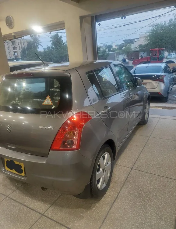سوزوکی سوئفٹ 2016 for Sale in کراچی سوزوکی سوئفٹ 2016 for Sale in کراچی Image-3