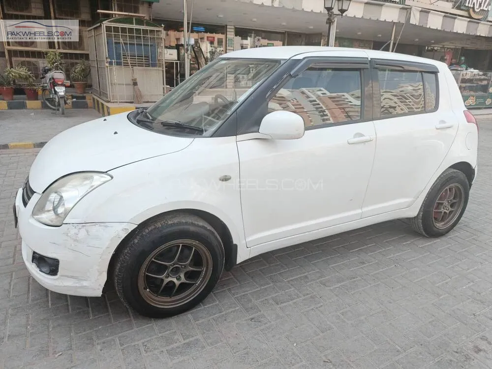 Suzuki Swift 2012 for Sale in Karachi Suzuki Swift 2012 for Sale in Karachi Image-3