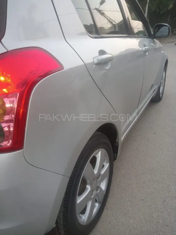 Suzuki Swift 2020 for Sale in Karachi Suzuki Swift 2020 for Sale in Karachi Image-3