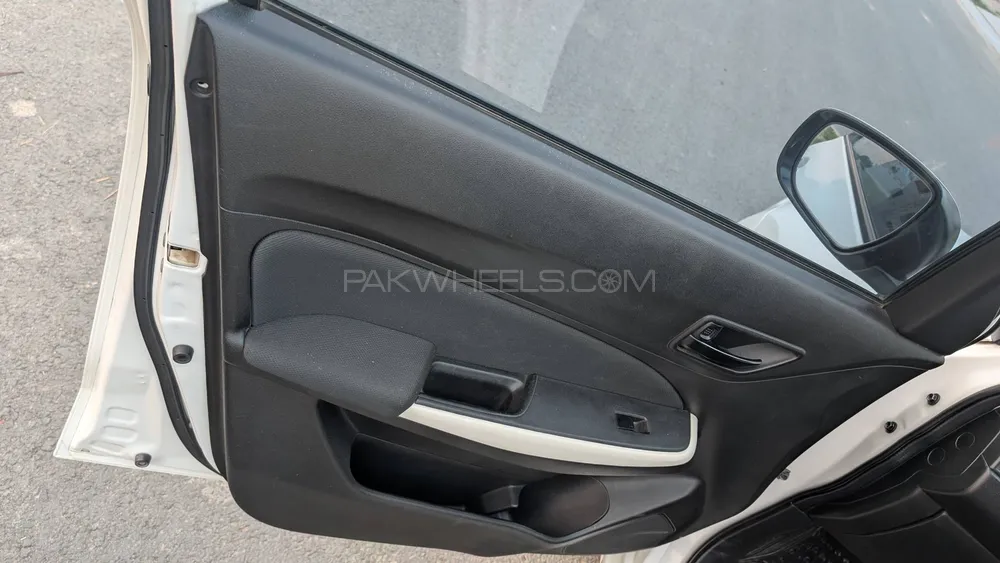 Suzuki Swift 2022 for Sale in Multan Suzuki Swift 2022 for Sale in Multan Image-8