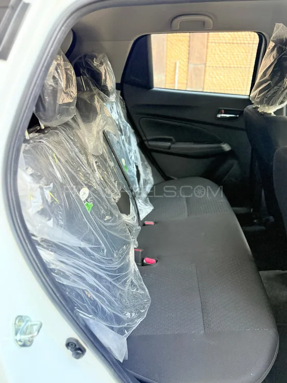 Suzuki Swift 2024 for Sale in Gujranwala Suzuki Swift 2024 for Sale in Gujranwala Image-6