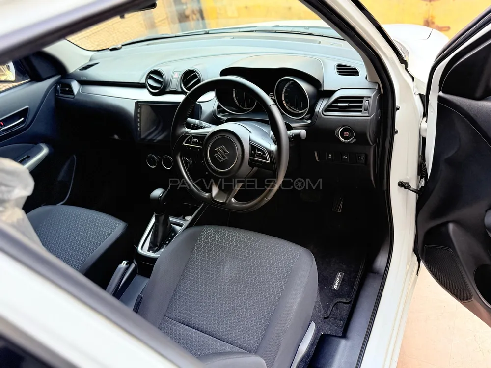 Suzuki Swift 2024 for Sale in Gujranwala Suzuki Swift 2024 for Sale in Gujranwala Image-9