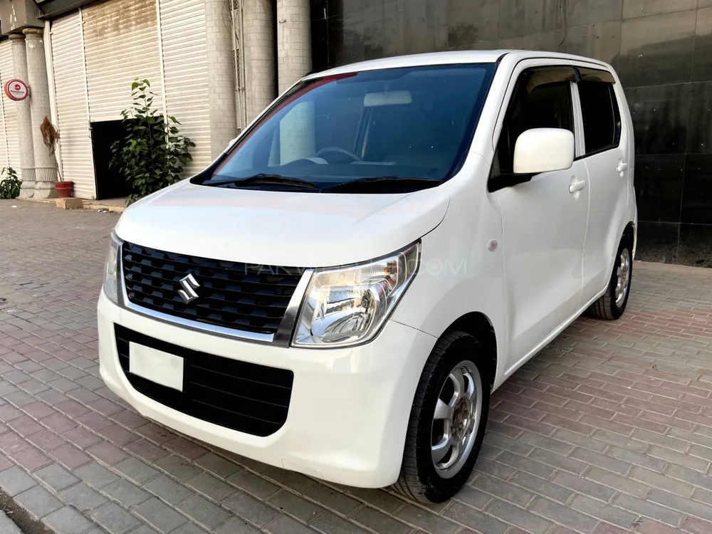 Suzuki Wagon R 2014 for Sale in Peshawar Suzuki Wagon R 2014 for Sale in Peshawar Image-3