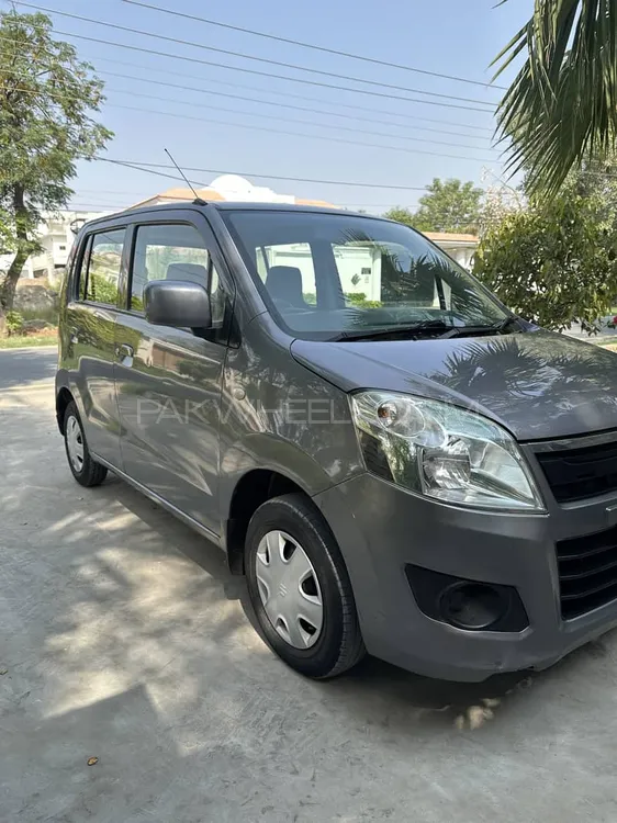 Suzuki Wagon R 2016 for Sale in Bahawalpur Suzuki Wagon R 2016 for Sale in Bahawalpur Image-1