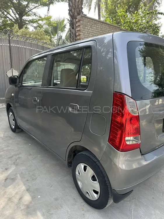 Suzuki Wagon R 2016 for Sale in Bahawalpur Suzuki Wagon R 2016 for Sale in Bahawalpur Image-2