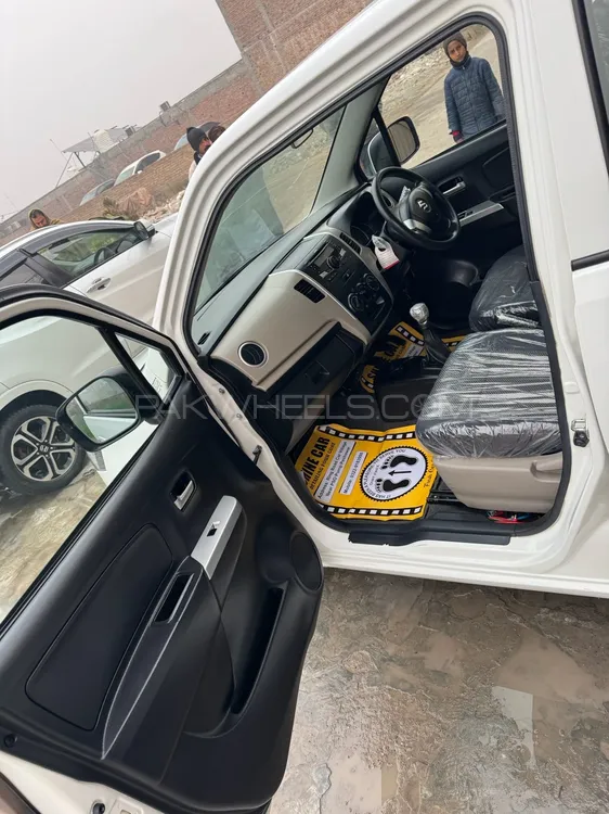 Suzuki Wagon R 2018 for Sale in Peshawar Suzuki Wagon R 2018 for Sale in Peshawar Image-7