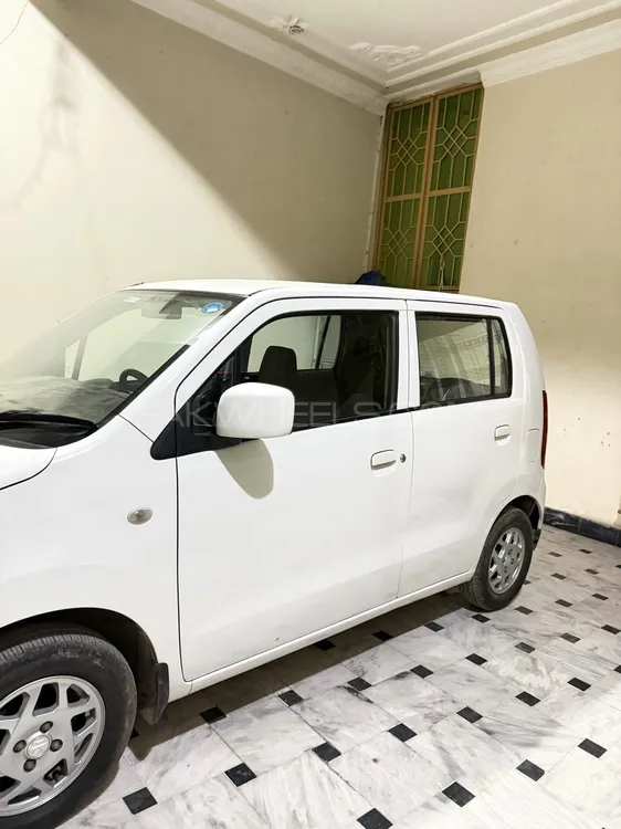 Suzuki Wagon R 2018 for Sale in Peshawar Suzuki Wagon R 2018 for Sale in Peshawar Image-11
