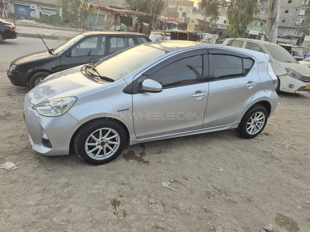 Toyota Aqua 2012 for Sale in Karachi Image-1
