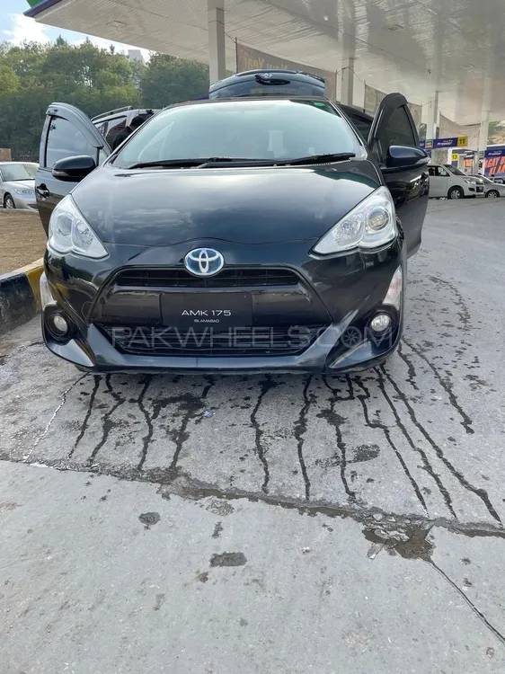Toyota Aqua 2016 for Sale in Rawalpindi Toyota Aqua 2016 for Sale in Rawalpindi Image-8