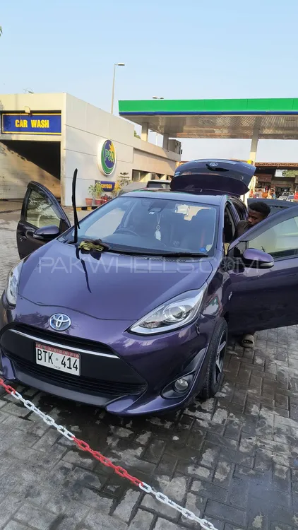 Toyota Aqua 2017 for Sale in Karachi Image-1