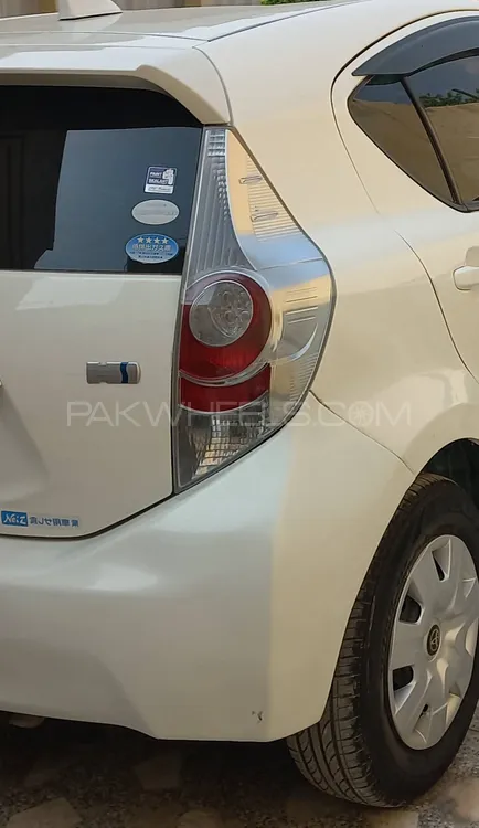 Toyota Aqua 2012 for Sale in Peshawar Toyota Aqua 2012 for Sale in Peshawar Image-9