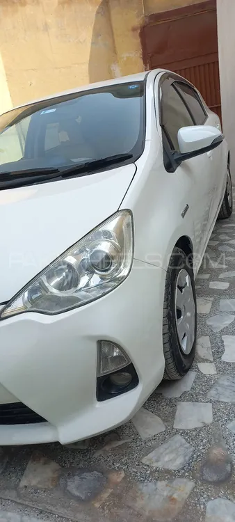 Toyota Aqua 2012 for Sale in Peshawar Toyota Aqua 2012 for Sale in Peshawar Image-4