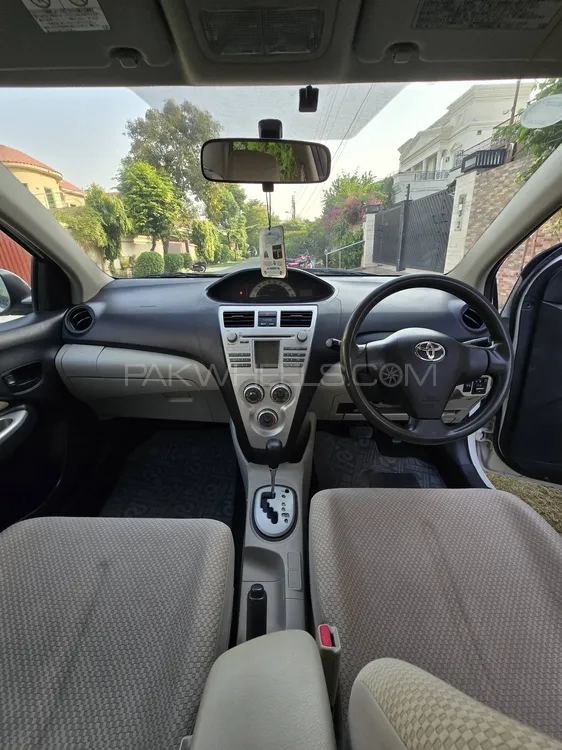 Toyota Belta 2006 for Sale in Lahore Toyota Belta 2006 for Sale in Lahore Image-16
