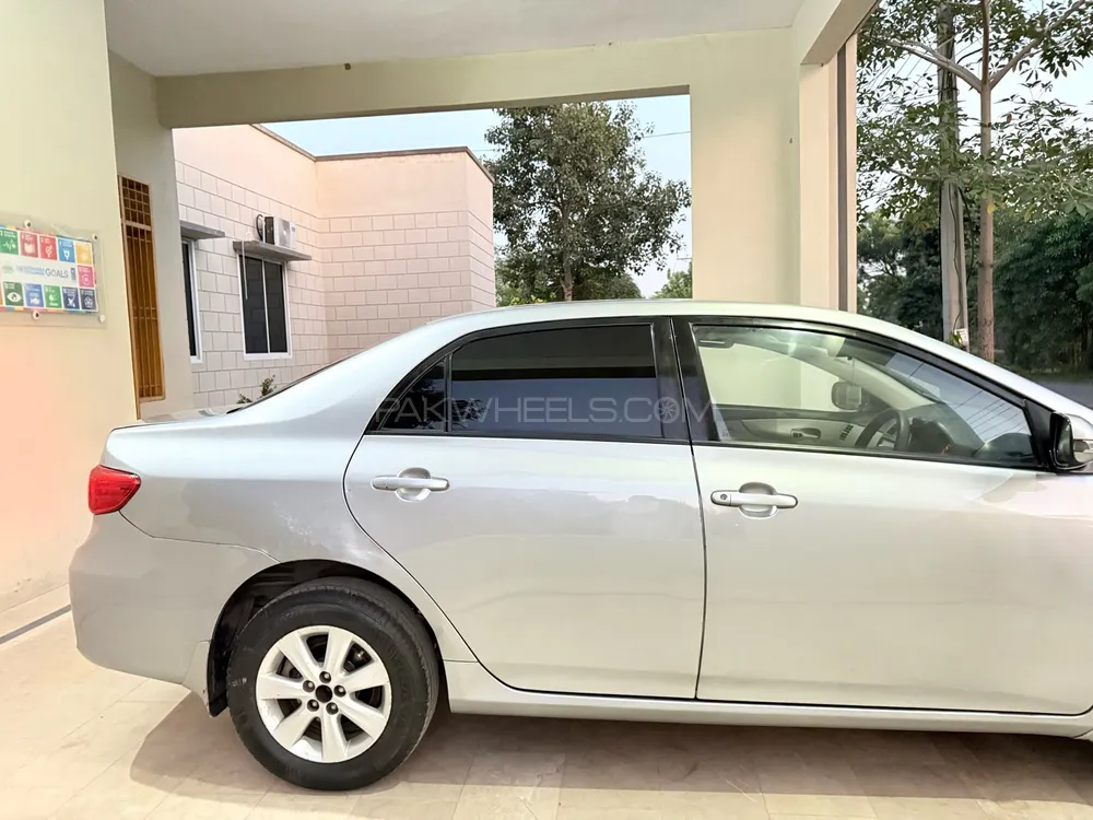 Toyota Corolla 2013 for Sale in Hafizabad Toyota Corolla 2013 for Sale in Hafizabad Image-9
