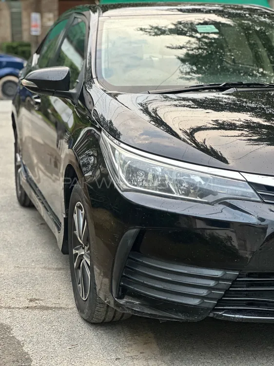 Toyota Corolla 2017 for Sale in Lahore Toyota Corolla 2017 for Sale in Lahore Image-4