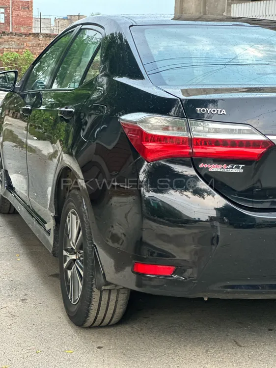 Toyota Corolla 2017 for Sale in Lahore Toyota Corolla 2017 for Sale in Lahore Image-6