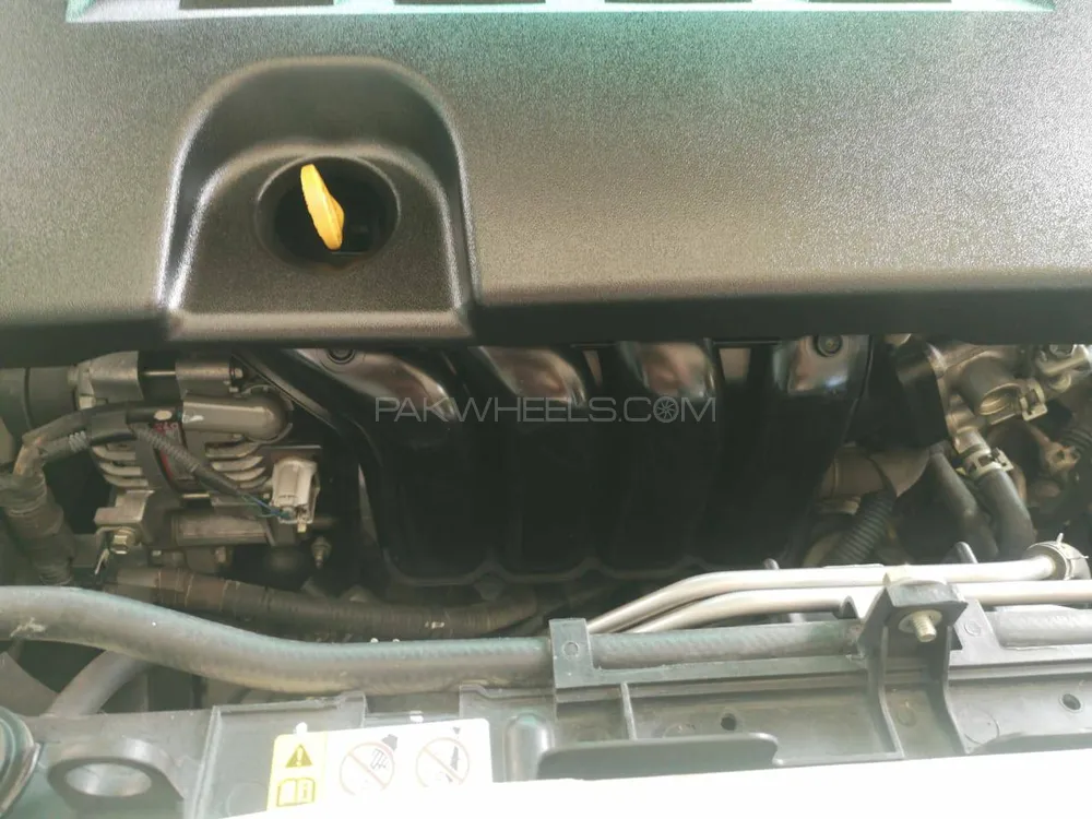 Toyota Corolla 2018 for Sale in Gujranwala Toyota Corolla 2018 for Sale in Gujranwala Image-7