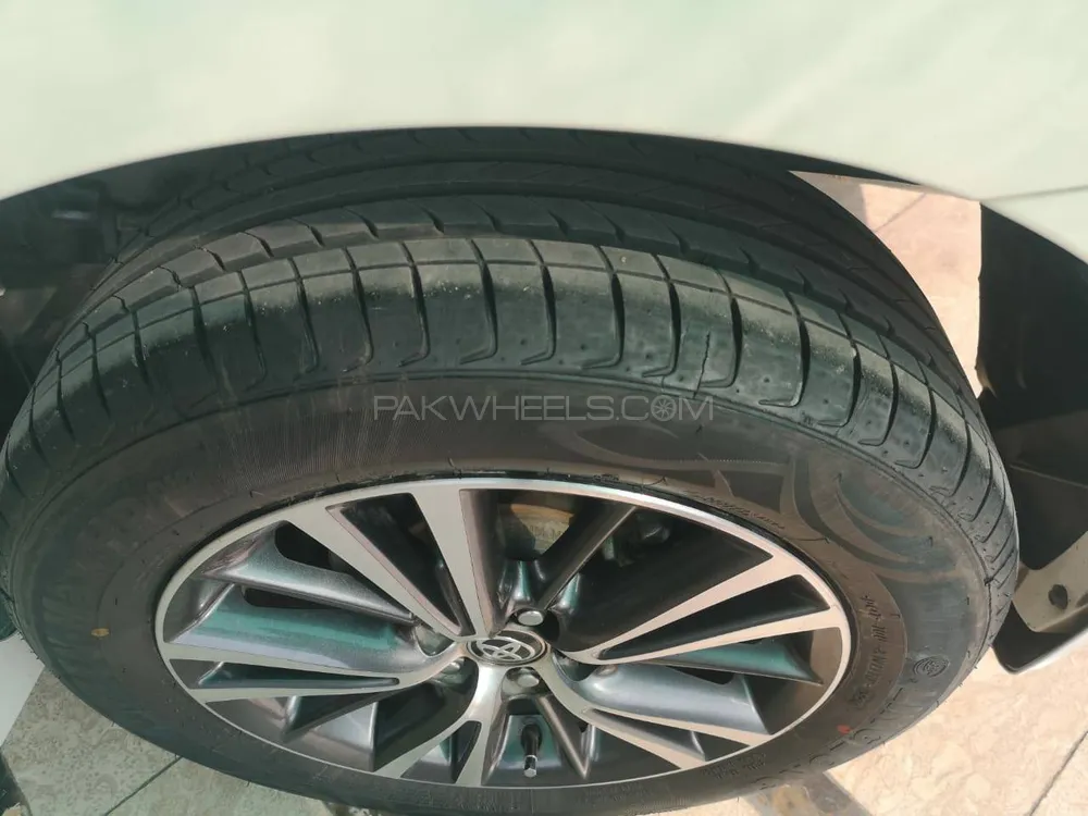 Toyota Corolla 2018 for Sale in Gujranwala Toyota Corolla 2018 for Sale in Gujranwala Image-12