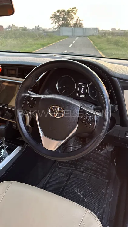 Toyota Corolla 2019 for Sale in Sialkot Toyota Corolla 2019 for Sale in Sialkot Image-9