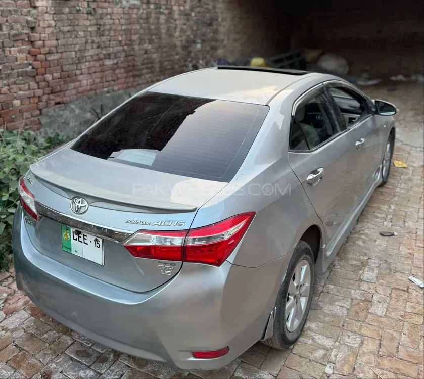 Toyota Corolla 2015 for Sale in Sialkot Toyota Corolla 2015 for Sale in Sialkot Image-2