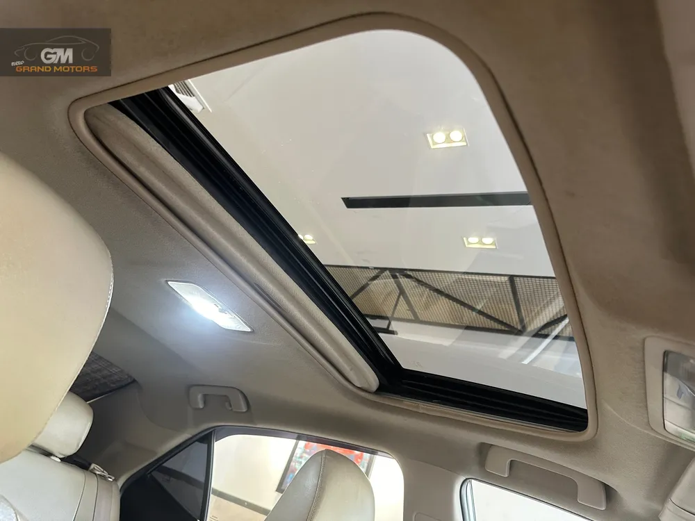 Toyota Corolla 2016 for Sale in Karachi Toyota Corolla 2016 for Sale in Karachi Image-16