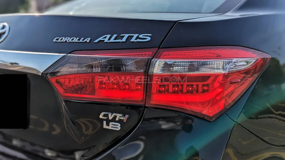 Toyota Corolla 2016 for Sale in Lahore Toyota Corolla 2016 for Sale in Lahore Image-9